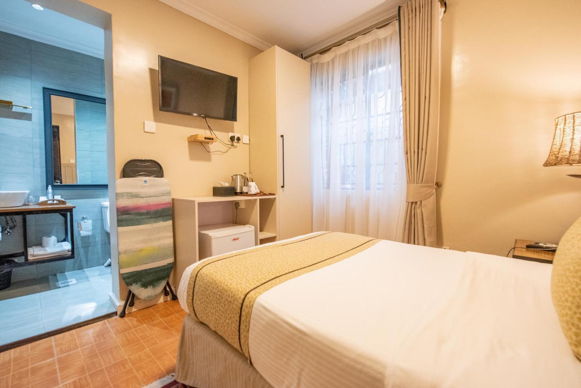 Cozy Stead Hotel ไนโรบี ภายนอก รูปภาพ
