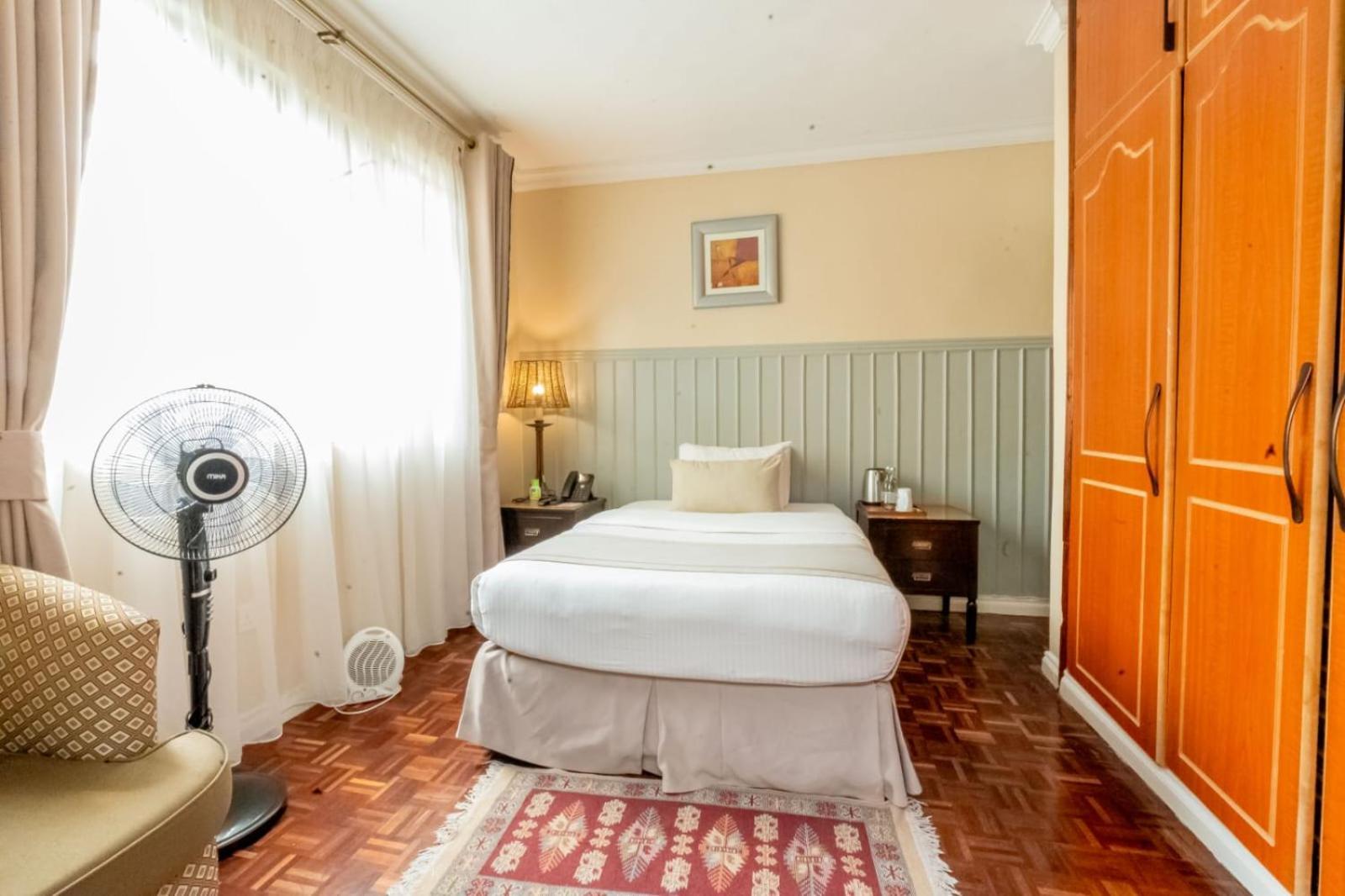 Cozy Stead Hotel ไนโรบี ภายนอก รูปภาพ