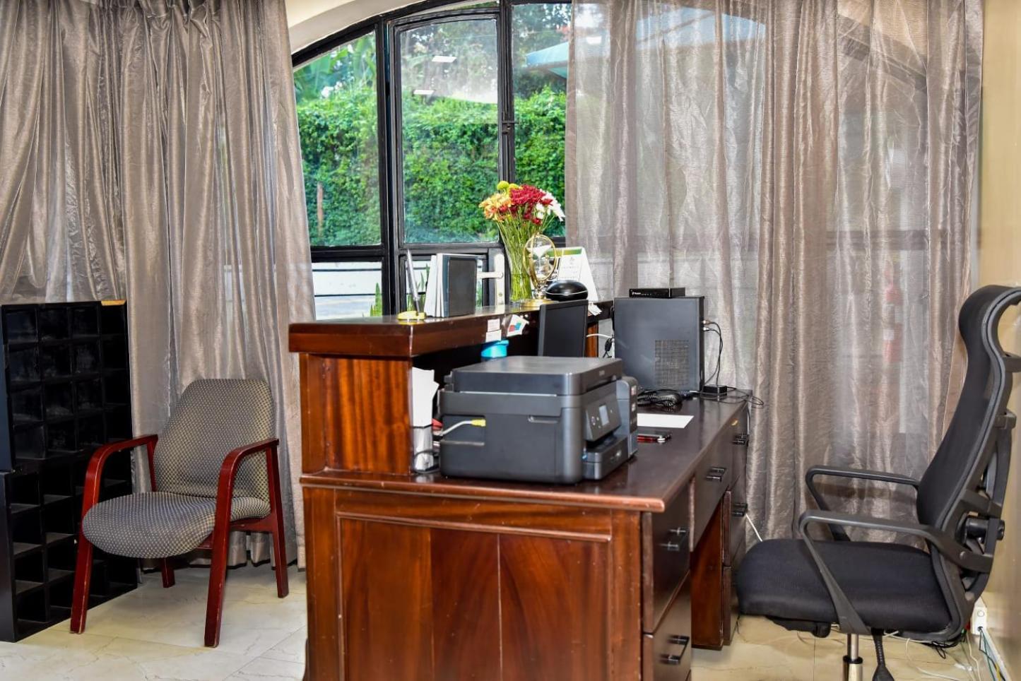 Cozy Stead Hotel ไนโรบี ภายนอก รูปภาพ