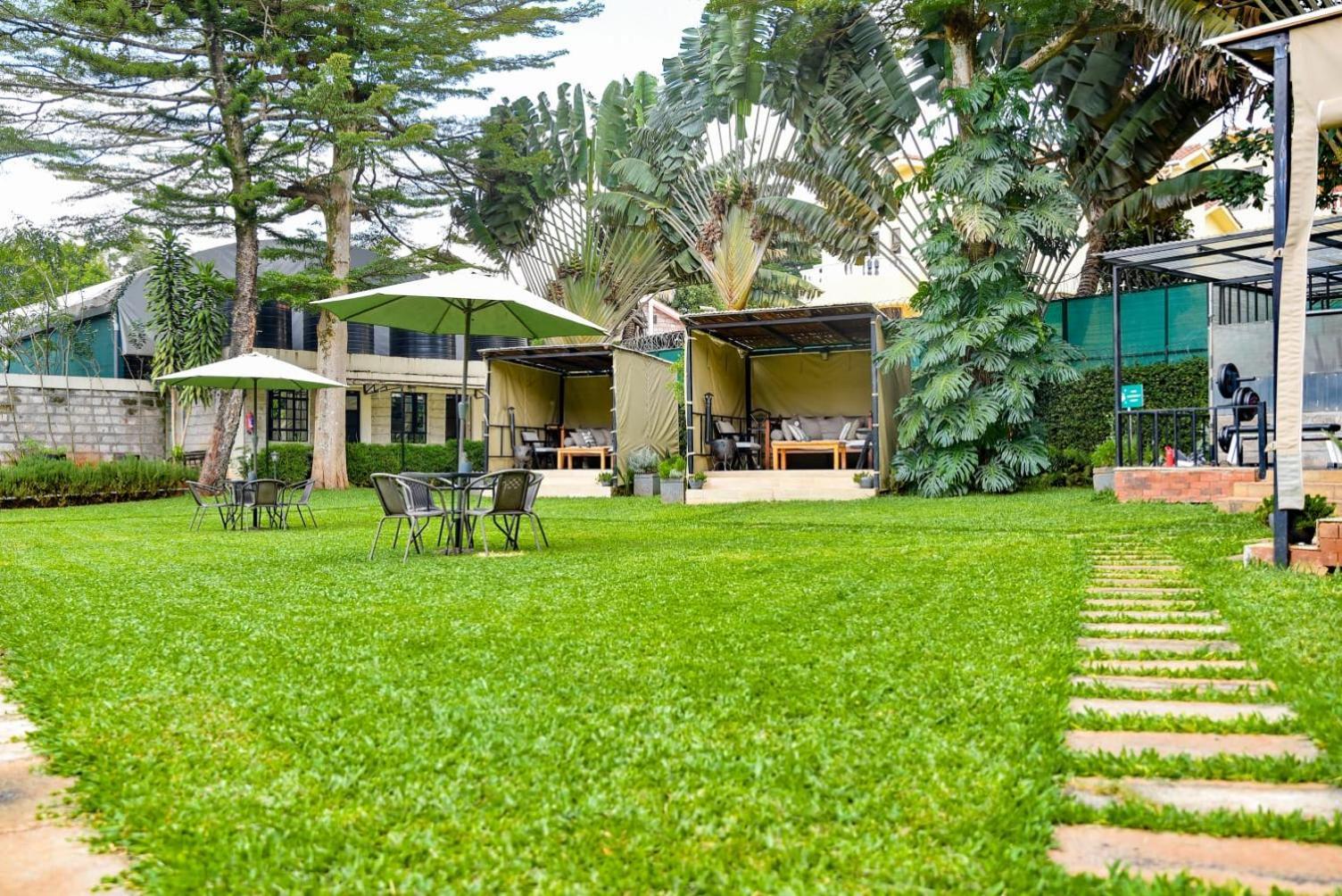 Cozy Stead Hotel ไนโรบี ภายนอก รูปภาพ